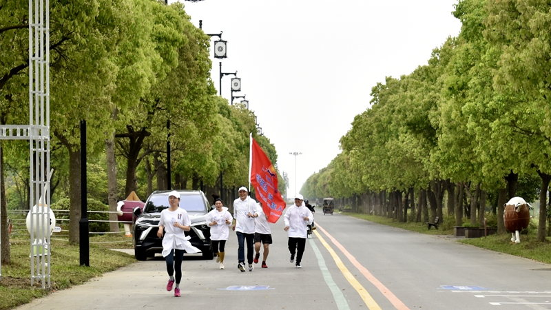 蘇州凱佰樂(lè)環(huán)澄湖跑